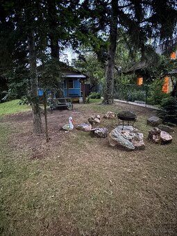 Prodám pozemek - chatu v Klánovicích vhodný k výstavbě. Stud