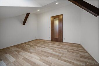 Prodej prostorné půdní nástavby 4+kk, 138 m² – Brno Husovice