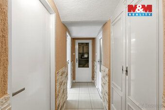 Nabízíme k prodeji rodinný dům v osobním vlastnictví v obci 