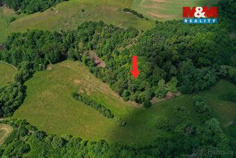 Nabízíme k prodeji soubor 3 parcel o celkové ploše 10 644 m2