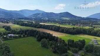 Nabízíme k prodej pozemek o výměře 1 185 m² v Malenovicích, 