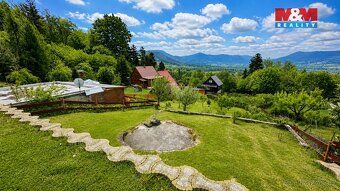 Nabízíme k prodej pozemek o výměře 1 185 m² v Malenovicích, 