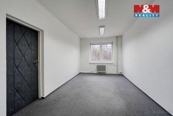 Nabízíme k pronájmu prostorné kancelářské prostory o užitné 