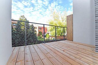 Novostavba ŘRD 7+kk + terasa + balkon + garáž a parkovací st