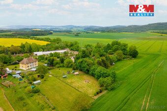 Hledáte místo pro svůj budoucí domov v klidném prostředí pří