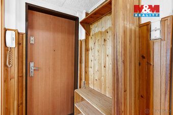 Nabízíme k prodeji prostorný byt v OV o dispozici 3+1, který
