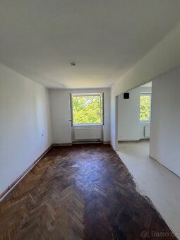 🏠🌿 Nabízíme ke koupi prosluněný dobře situovaný byt 3kk o pl