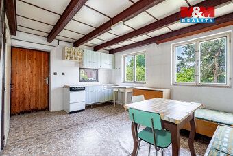 Nabízíme k prodeji chatu se zahradou o celkové ploše 413 m² 