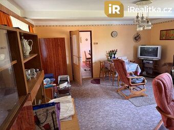 Prodej rodinného domu se zahradou, garáží, stodolou, hospodá