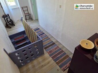 CHORVATSKO-NEMOVITOSTI.cz nabízí dobře vybavený přímořský dů