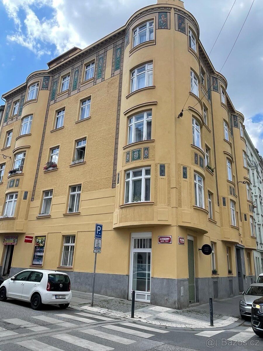 Letná, 3+kk, 76 m², bez provize, ihned. Byt po rekonstrukci,