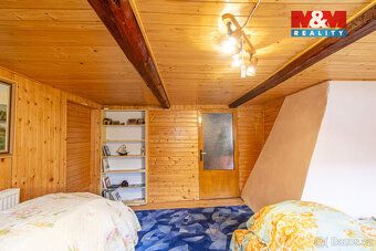 Exkluzivně nabízíme k prodeji prostornou, zděnou chalupu se 