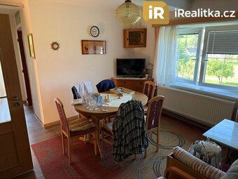 Prodej rodinného domu se zahradou, garáží, stodolou, hospodá