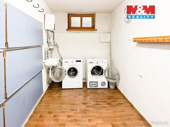Nabízíme ke koupi krásný, světlý byt o velikosti 39 m² s kry