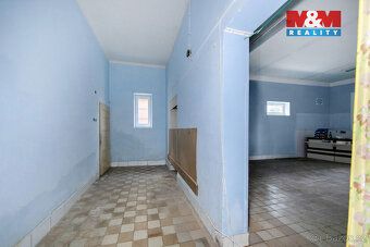 Nabízíme k prodeji rodinný dům v obci Brnířov, situovaný v k