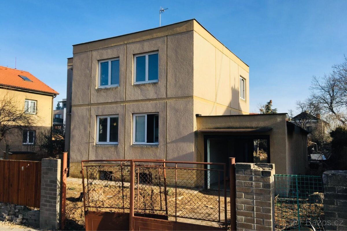 Dobrý den scháním rodinný dům nebo byt na opravu s odkupem v
