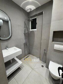 Ev.č. 00123 Luxusní apartmán 2+kk u moře – Plazh Iliria, Dur