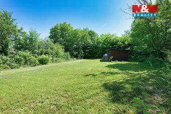 Nabízíme k prodeji stavební pozemek o výměře 802 m² v klidné