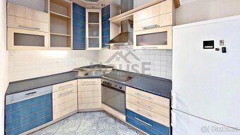 Ev.č. 01401-1 Nabízíme k pronájmu byt o dispozici 2+kk a pod