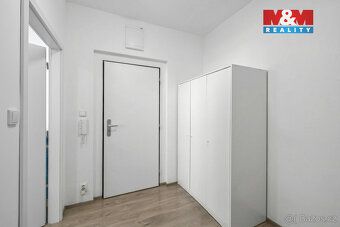 K pronájmu nabízíme velmi pěkný byt o dispozici 1+kk v obci 