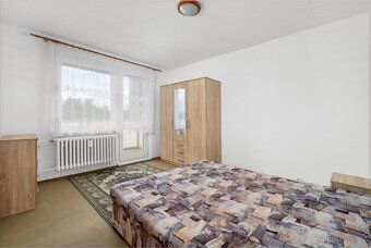 Nabízím k prodeji prostorný a světlý byt o dispozici 3+1 a v