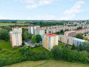 Nabízím k prodeji prostorný a světlý byt o dispozici 3+1 a v