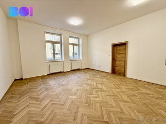 Nabízím k pronájmu prostorný byt 3+KK o výměře 76,33 m² ve 2