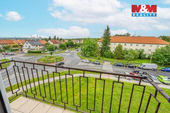 Nabízíme k pronájmu pěkný a útulný byt 2+1 s balkónem v cihl