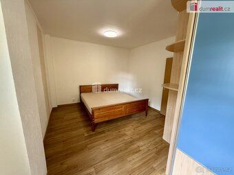 +popl. 800, odběr elektřiny a plynu je hrazen samostatně , D