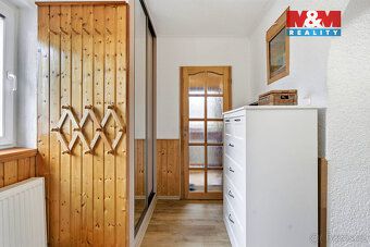 Nabízíme k prodeji výjimečný samostatně stojící rodinný dům 