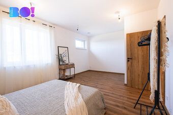 Moderní bydlení v srdci Beskyd – řadové domky a samostatná v
