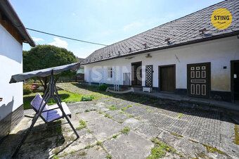 Pozemek o rozloze 1170 m², nacházející se ve Vranové Lhotě, 