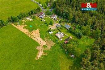 Prodej pozemku k bydlení o výměře 1 165 m² v klidné části ob