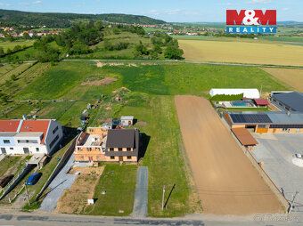 Nabízíme k prodeji stavební pozemek o výměře 2 000 m² v oblí
