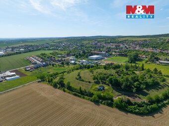 Nabízíme k prodeji stavební pozemek o výměře 2 000 m² v oblí