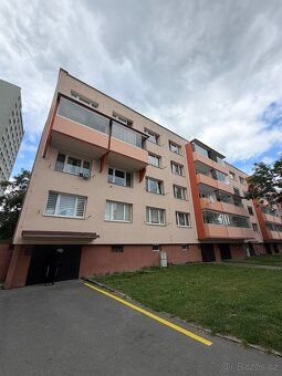 Nabízím k prodeji byt o dispozici 2+1 s lodžií v družstevním