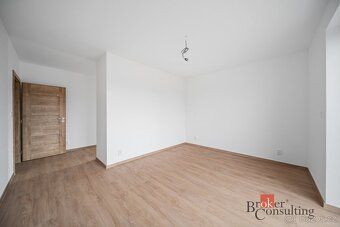 Novostavba 4+kk – Ronov nad Doubravou (120 m²), pozemek 1174
