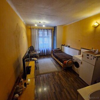 1+KK Plzeň-Slovany, ulice Guldenerova. Dispozice bytu: předs