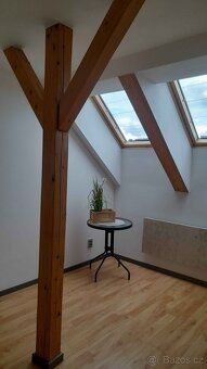 Prodej velkého domu 270 m2 s výhledem na pozemku 700 m2 v ob