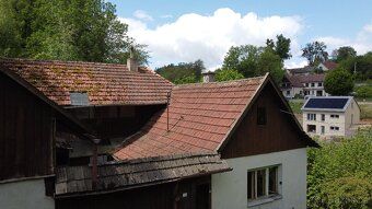 Nabízíme k prodeji rodinný dům o podlahové ploše 142 m², kte