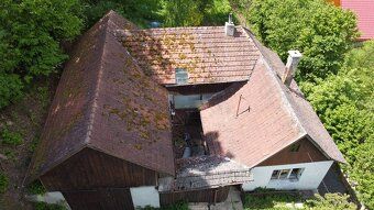 Nabízíme k prodeji rodinný dům o podlahové ploše 142 m², kte