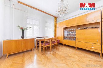 Nabízíme k prodeji starší rodinný dům v klidné obci Velké Tr