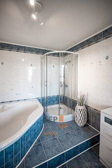 Ev.č. 00205 Rodinný dům 7+1 ve Fulneku – klidné bydlení s vý