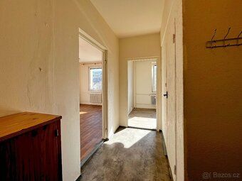 Nabízíme Vám k dlouhodobému podnájmu byt 1+1, 38 m², který s