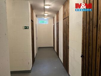 Světlý byt 1+kk s balkonem v Praze 10 – Horní Měcholupy, ul.
