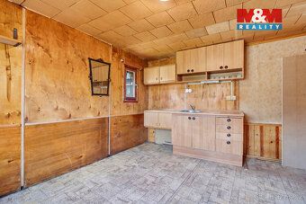 Prodej chaty se zahradou 358 m2. Osobní vlastnictví. Klidná 