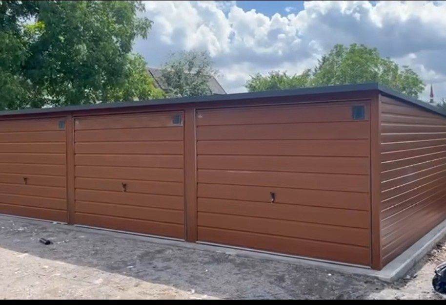 Pronájem řadovych garáži v Milovicích.
