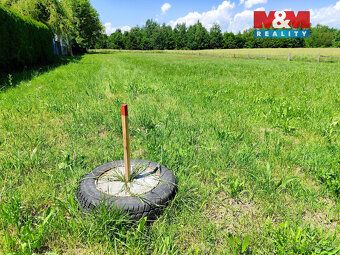 Nabízíme k prodeji pozemek k bydlení o výměře 1052 m², nachá