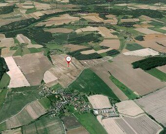 Prodej lesního pozemku o výměře 2085 m2. Jedná se o jedno čí