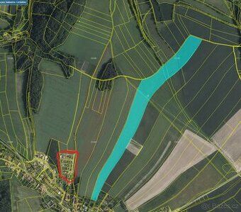 Cca460m , klidne prostredi za mestem ,asfaltova komunikace v